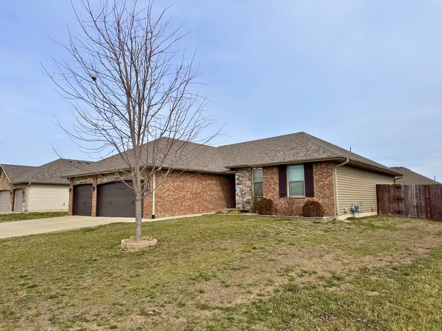 526 Declaration Drive, Rogersville, MO 65742 - #2