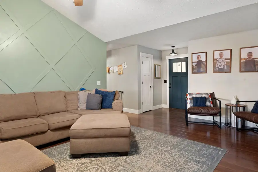 408 W Pine Street, Willard, MO 65781 - #3