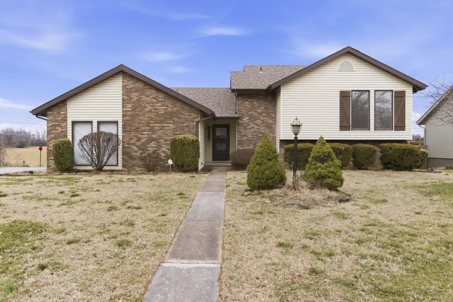 1309 E Knobhill Street, Springfield, MO 65804 - #2