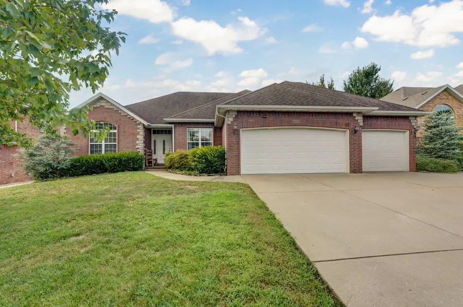 3862 W Vincent Drive, Springfield, MO 65810 - #2