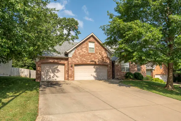 5685 S Fox Hollow Avenue, Springfield, MO 65810