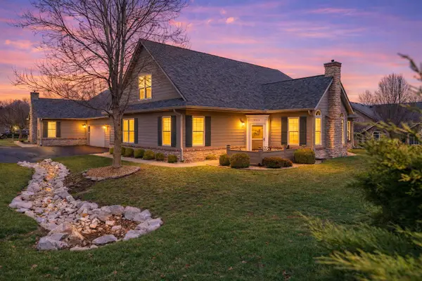 828 E Kings Mead Circle #4, Nixa, MO 65714