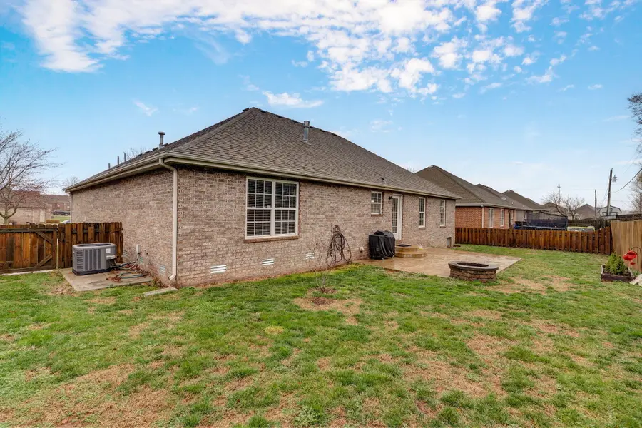 1110 N Arlington Street, Nixa, MO 65714 - #3