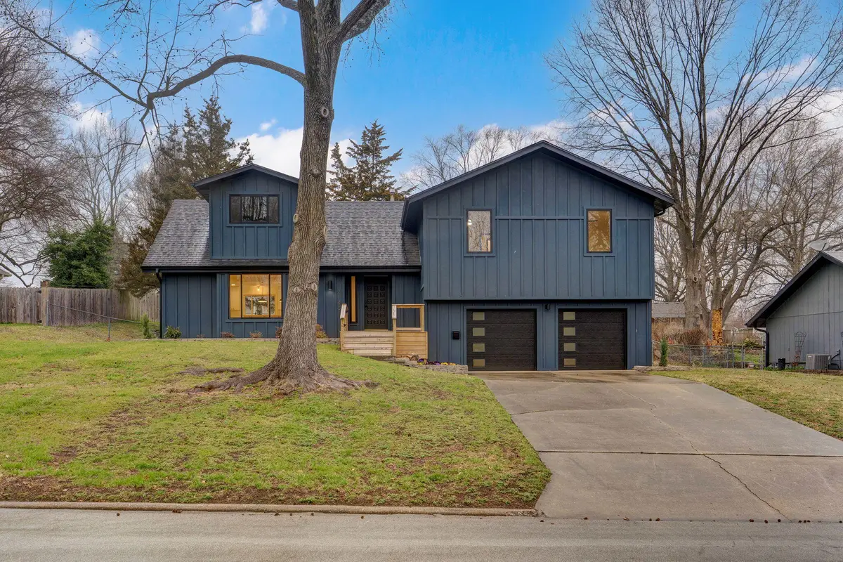 2145 E Shady Glen Drive, Springfield, MO 65804 - #1