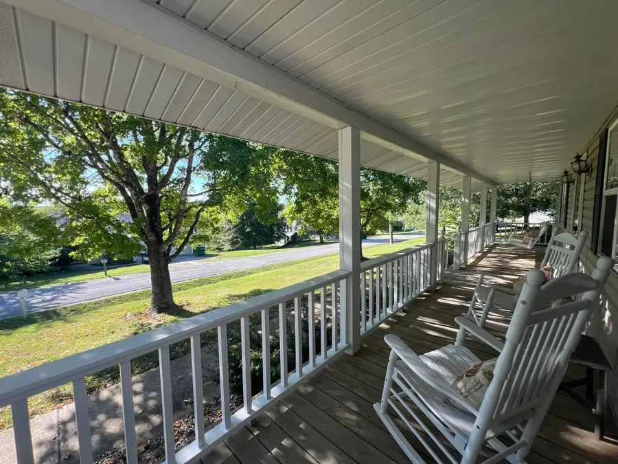 1014 Sassafras Street, Willow Springs, MO 65793 - #2