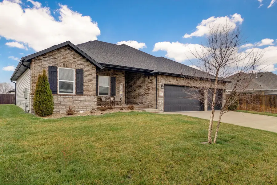 771 N Glenwood Avenue, Republic, MO 65738 - #2