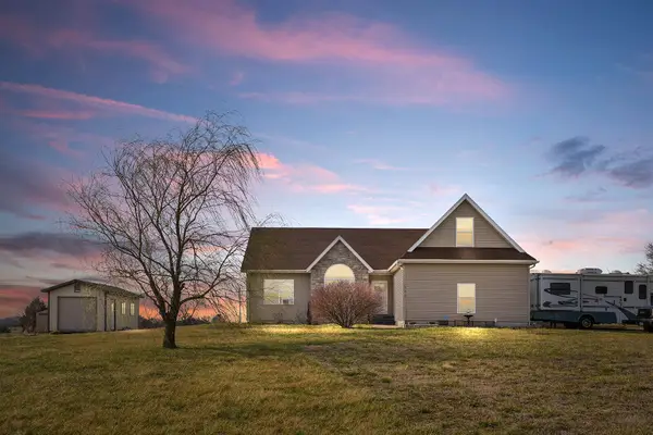 323 Larkspur Court, Ozark, MO 65721