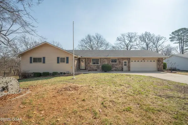 1015 Peterson Road, Neosho, MO 64850