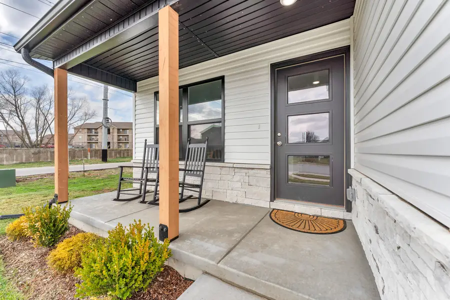 3905 E Linden Lane, Brookline, MO 65619 - #2