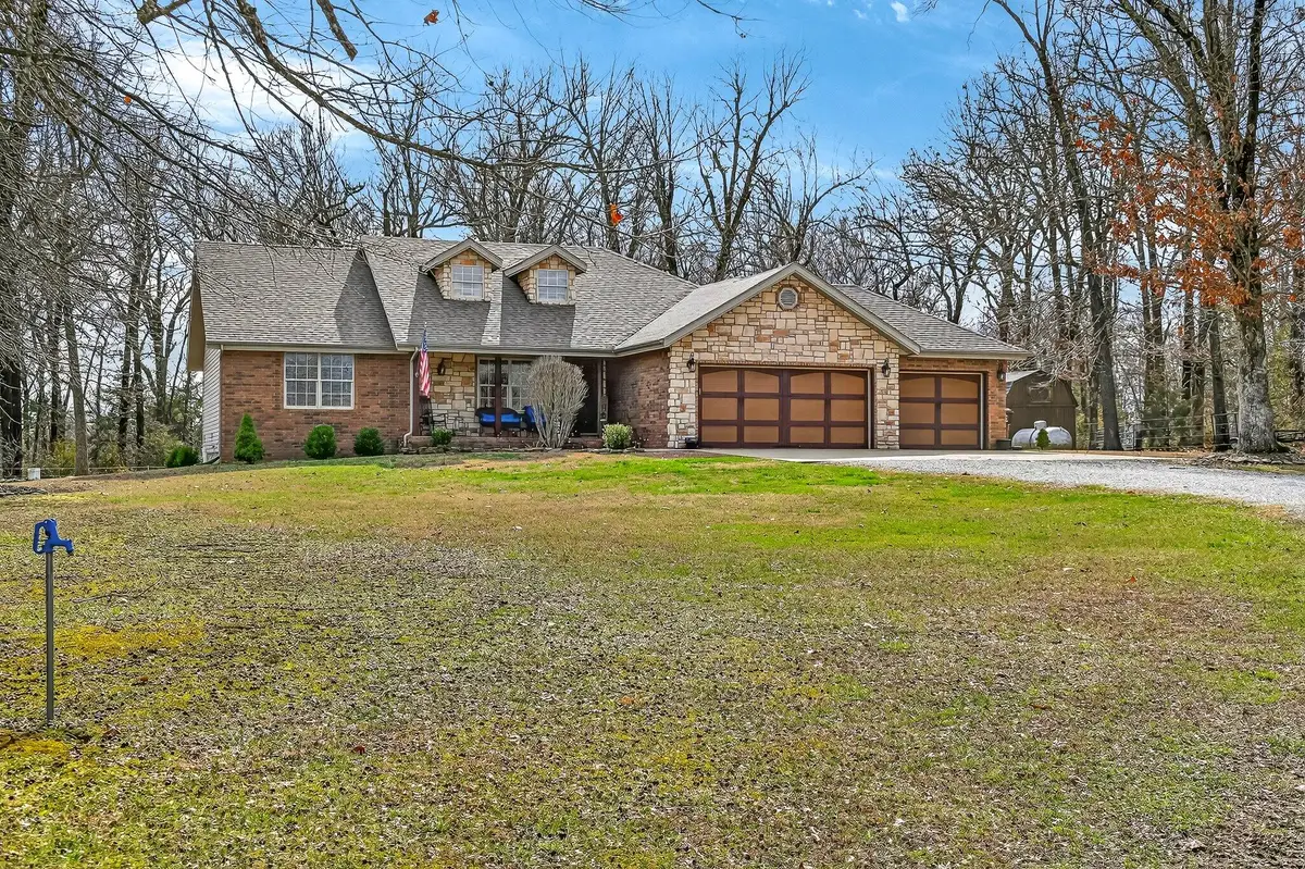 127 Woods Edge Road, Billings, MO 65610 - #1