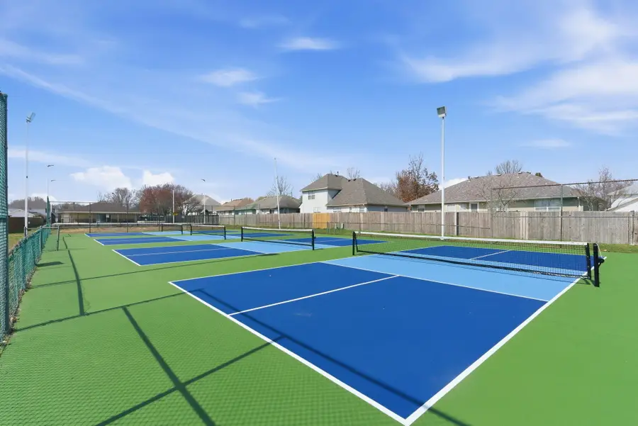 3045 W Darby Street, Springfield, MO 65810 - #3