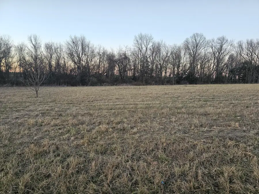 1565 E 496th Road, Bolivar, MO 65613 - #2