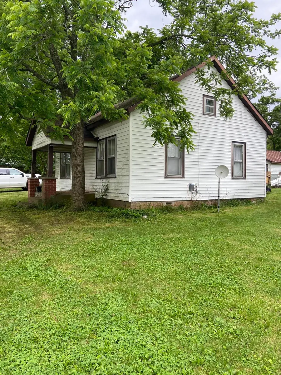 134 College Avenue, Licking, MO 65542 - #3