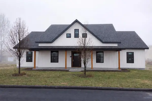 610 Robin Road, Mountain Grove, MO 65711