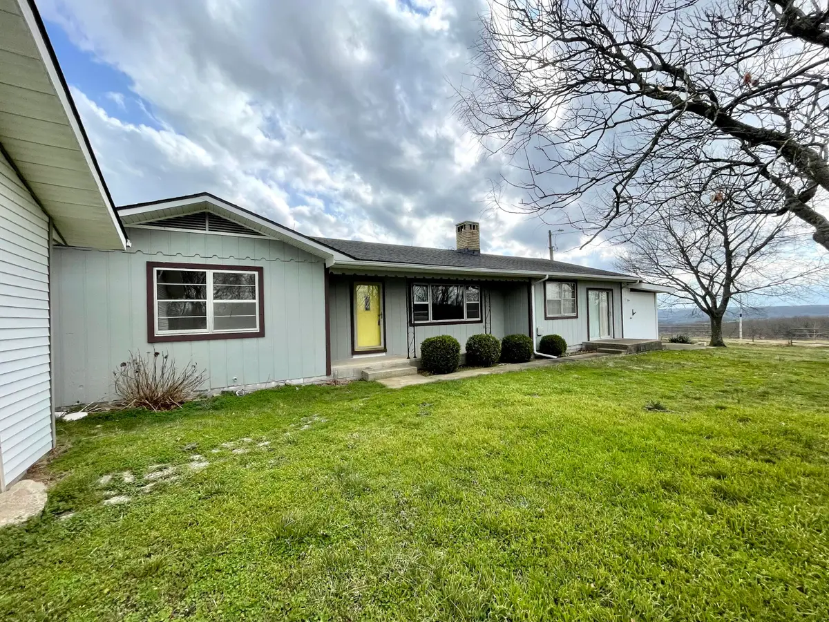 23537 Farm Road 2080, Aurora, MO 65605 - #1