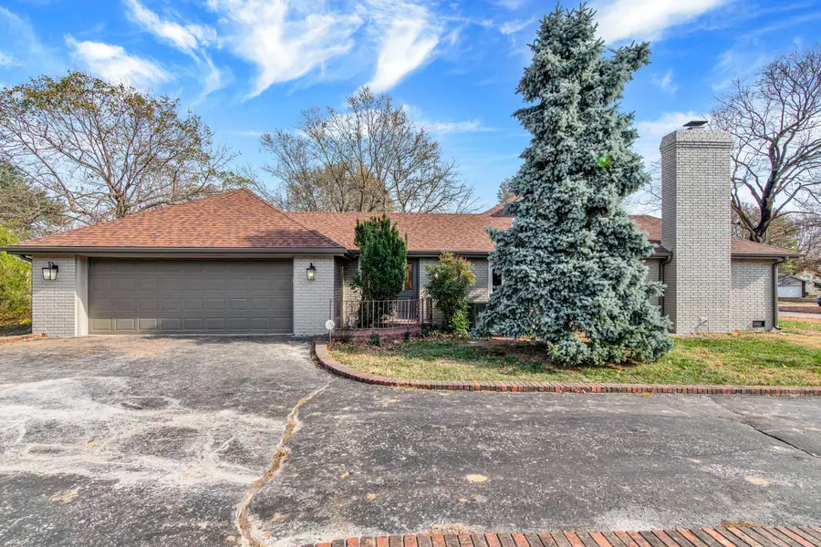 1413 E Downing Street, Springfield, MO 65804 - #3