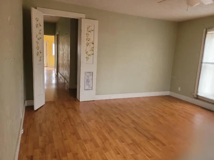 107 W 9th Street, Willow Springs, MO 65793 - #3