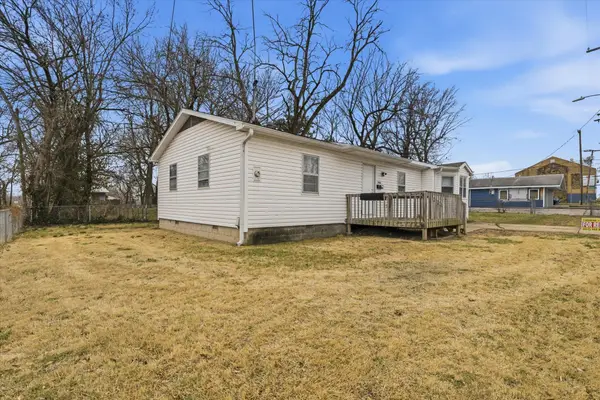 944 W Division Street, Springfield, MO 65803