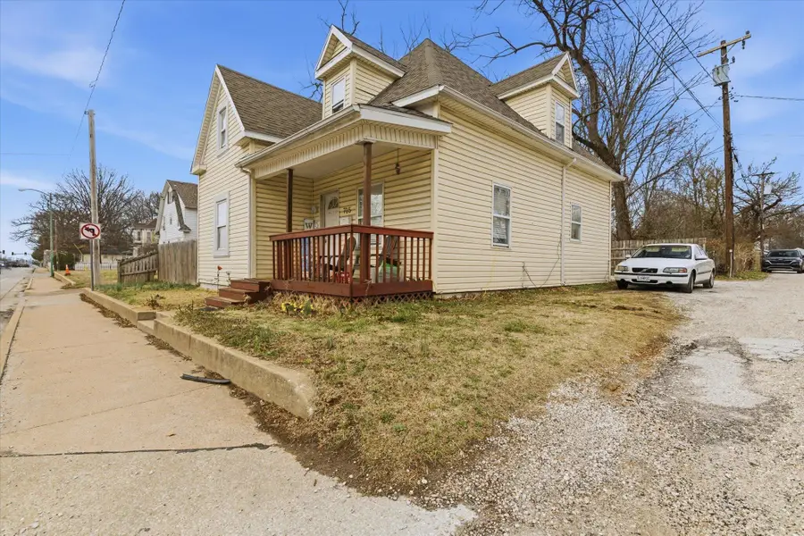 715 E Division Street, Springfield, MO 65803 - #2