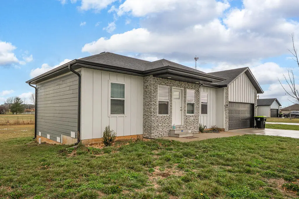 837 Long Leaf Boulevard, Rogersville, MO 65742 - #1