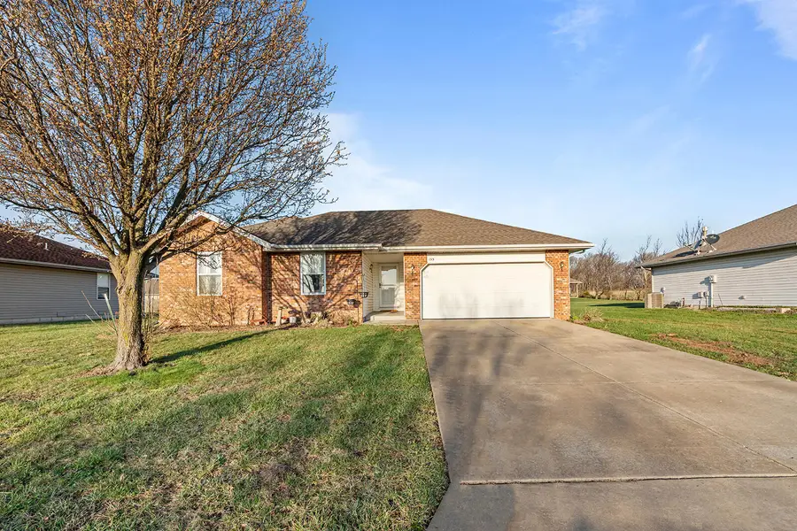 153 N Foxtrot Avenue, Rogersville, MO 65742 - #2