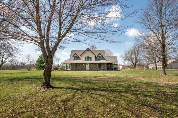 2405 S Farm Road 107, Springfield, MO 65802