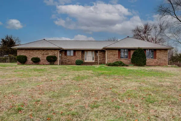 8440 W Farm Road 76, Willard, MO 65781