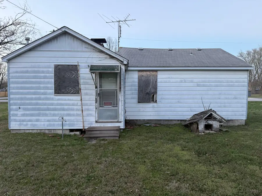 2406 E Commercial Street, Springfield, MO 65803 - #2