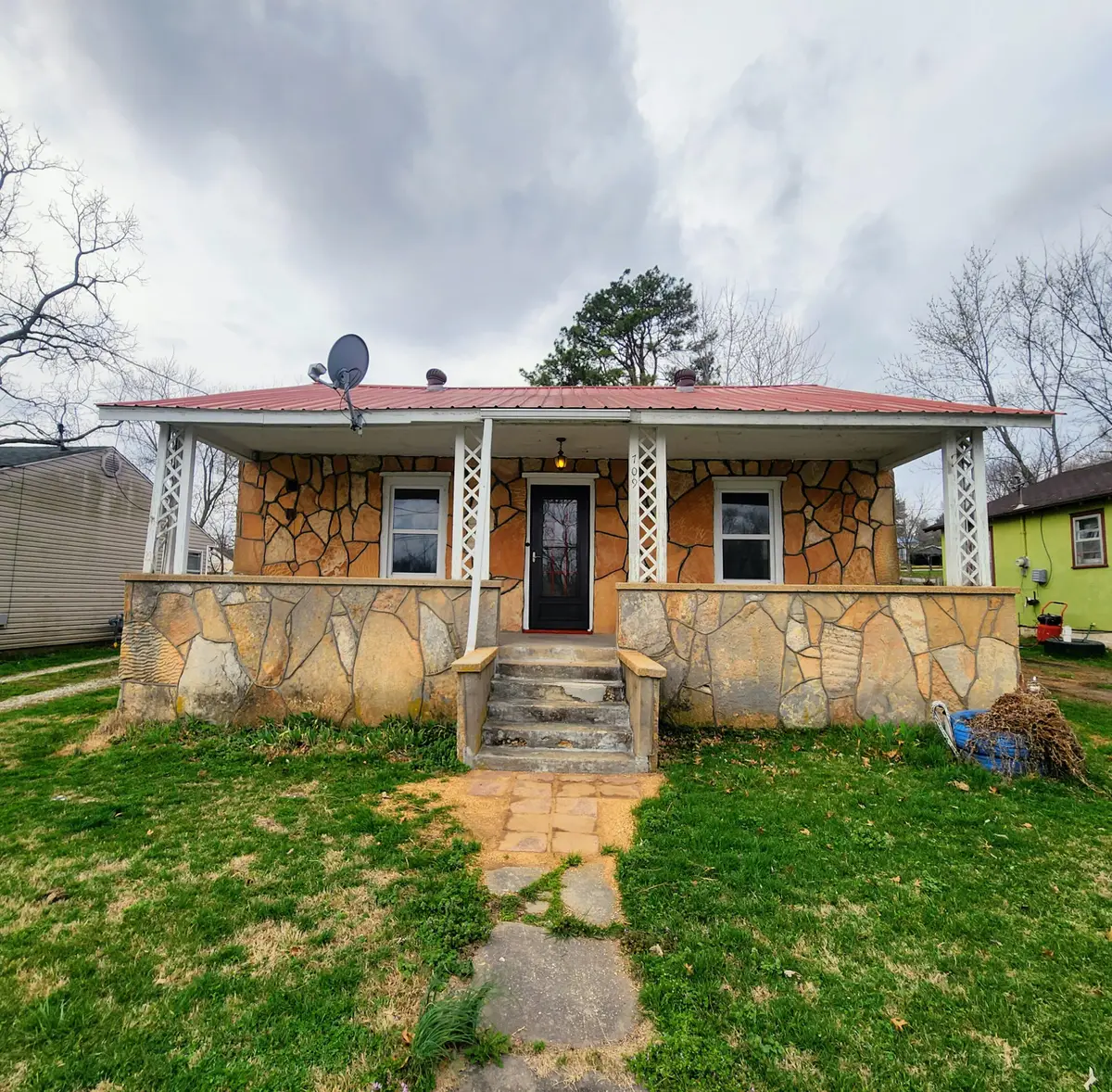 709 Garst Street, Cabool, MO 65689 - #1