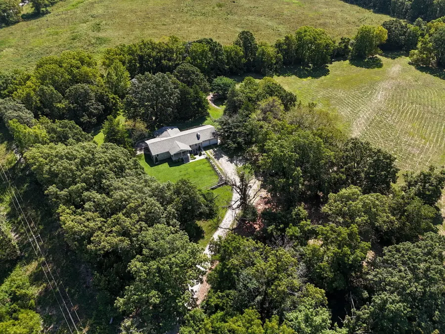 5930 Dd Road, Marshfield, MO 65706 - #2