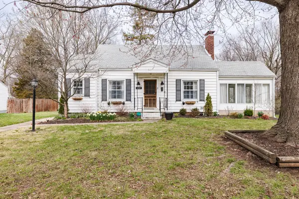 1439 E Stanford Street, Springfield, MO 65804