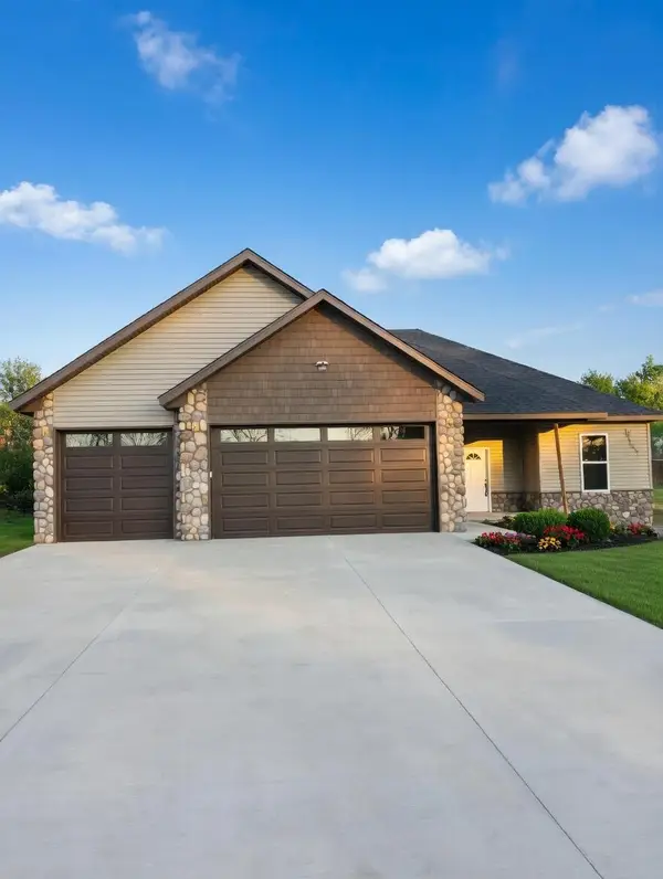 72 Lob Lob Lane, Pineville, MO 64856