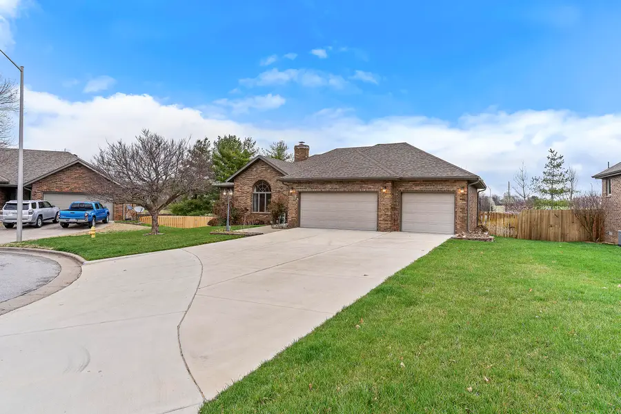 5112 S Hampton Avenue, Springfield, MO 65810 - #2