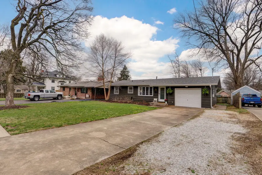 1339 S Fremont Avenue, Springfield, MO 65804 - #2