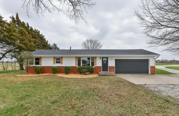 9297 E State Highway D, Rogersville, MO 65742