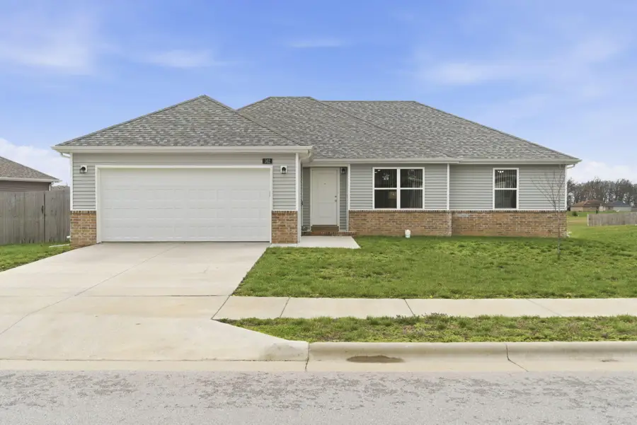 162 E Melton Road, Ozark, MO 65721 - #2