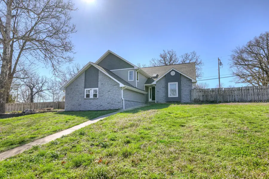 1214 Linden Terrace, Neosho, MO 64850 - #3