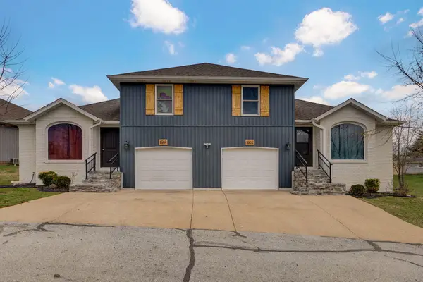 1602 1604 Sherwood Court, Ozark, MO 65721