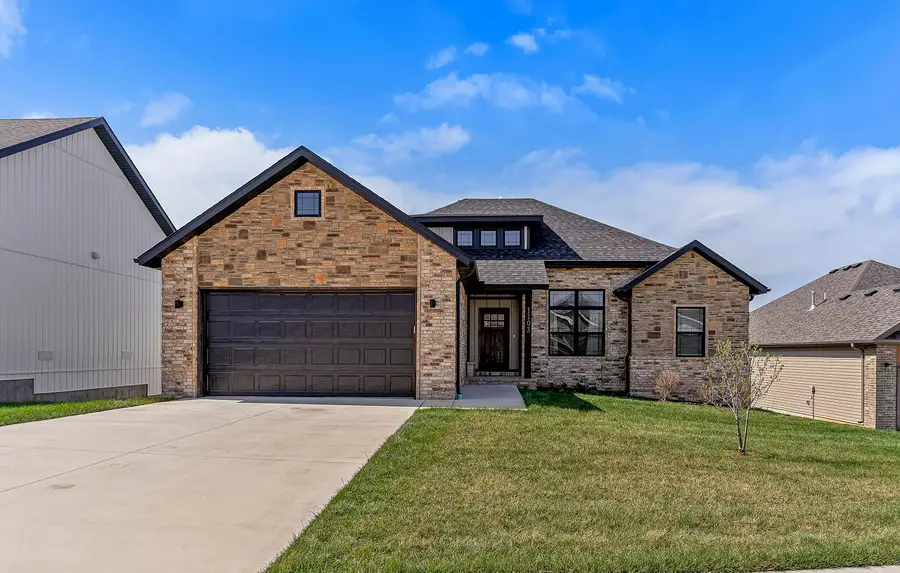 1103 S Brooks Avenue, Ozark, MO 65721 - #2