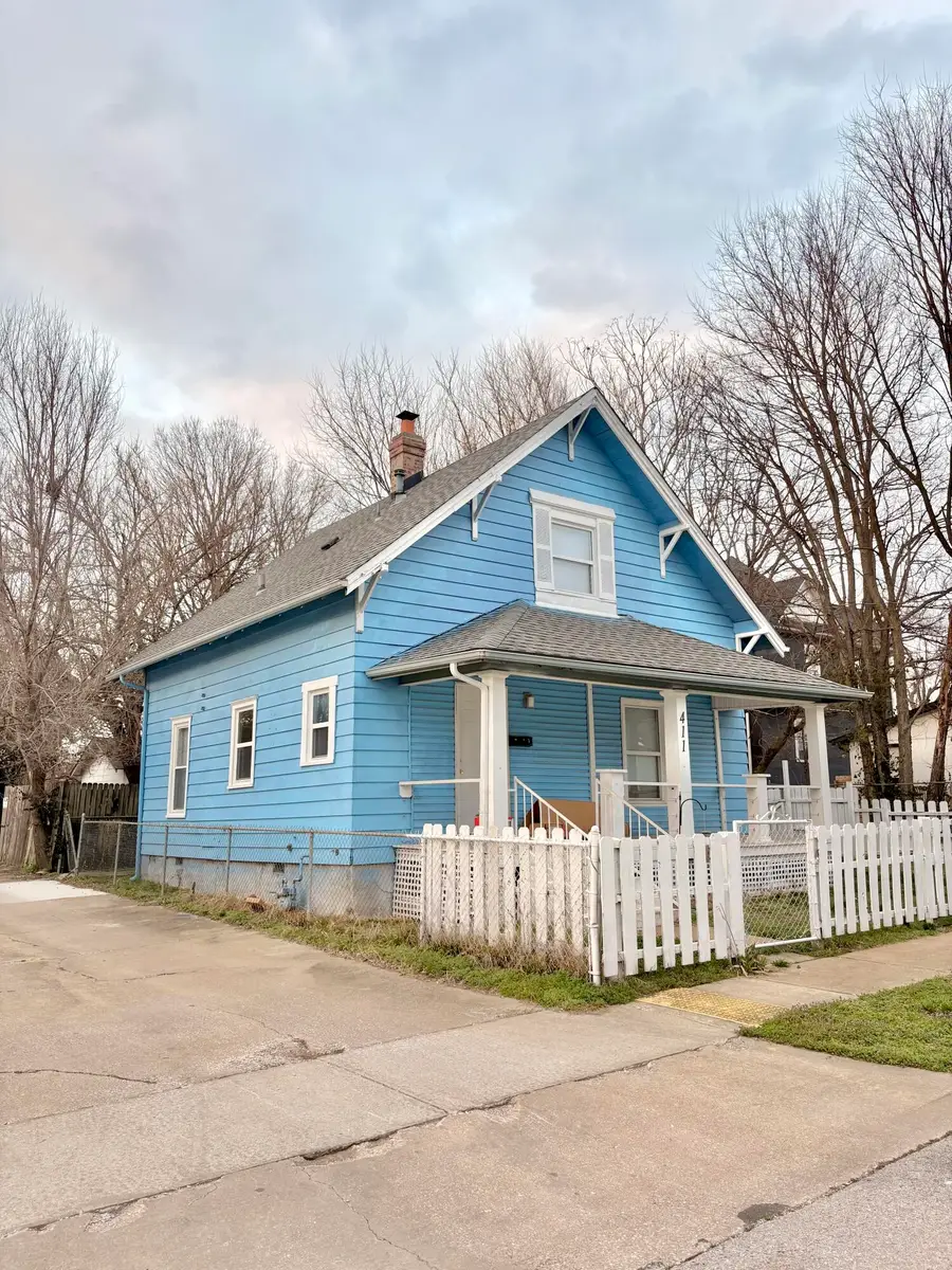 411 W Page Street, Springfield, MO 65806 - #2