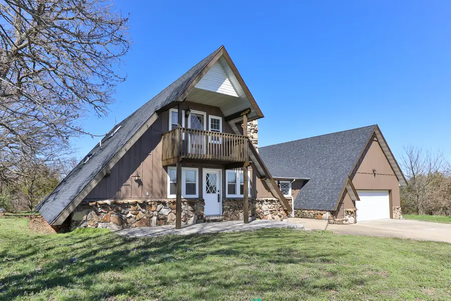 301 S Idlewood Way, Bolivar, MO 65613 - #3