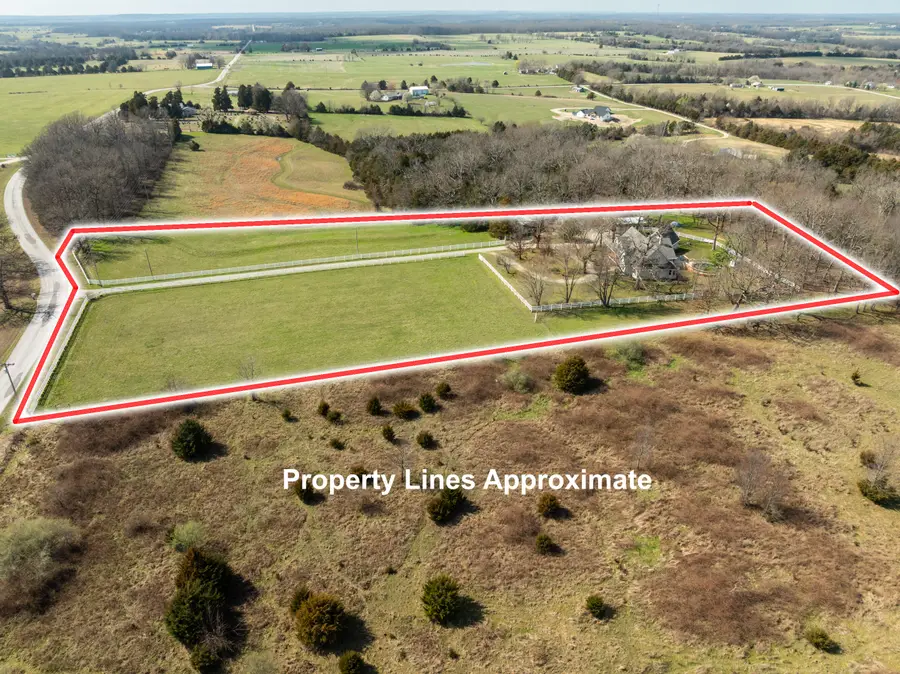 739 Timber Ridge Road, Marshfield, MO 65706 - #2