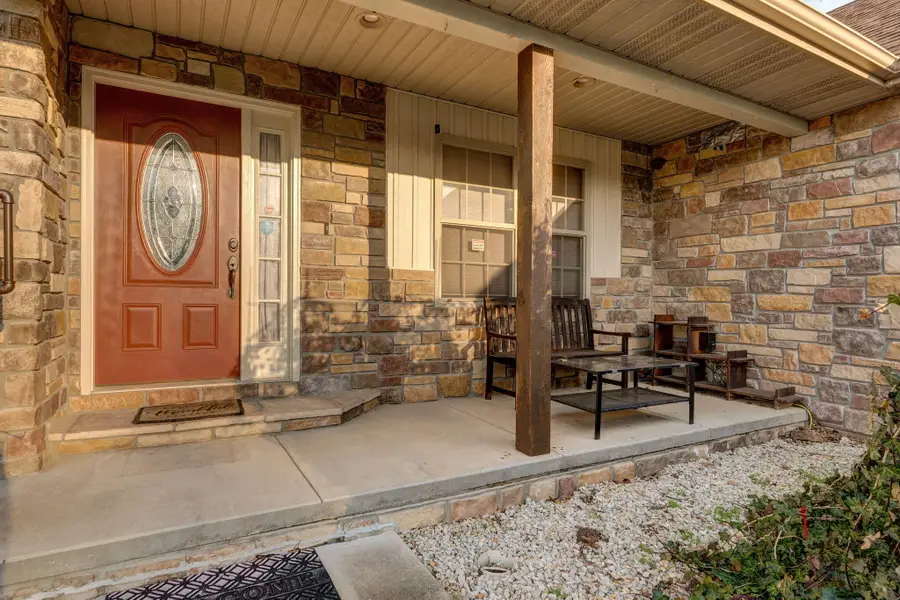 450 Holly Way Drive, Kirbyville, MO 65679 - #3