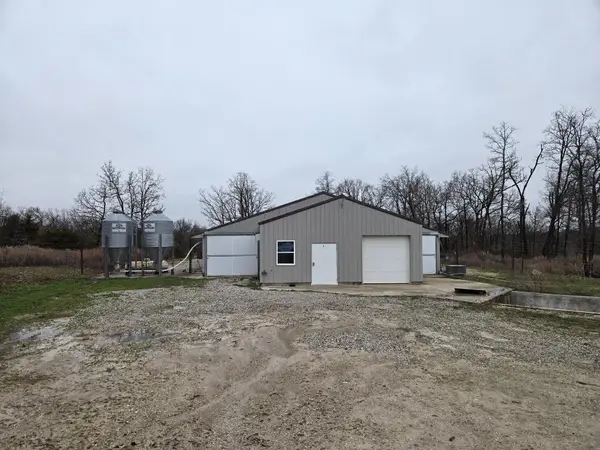 3838 S 235th Road, Buffalo, MO 65622