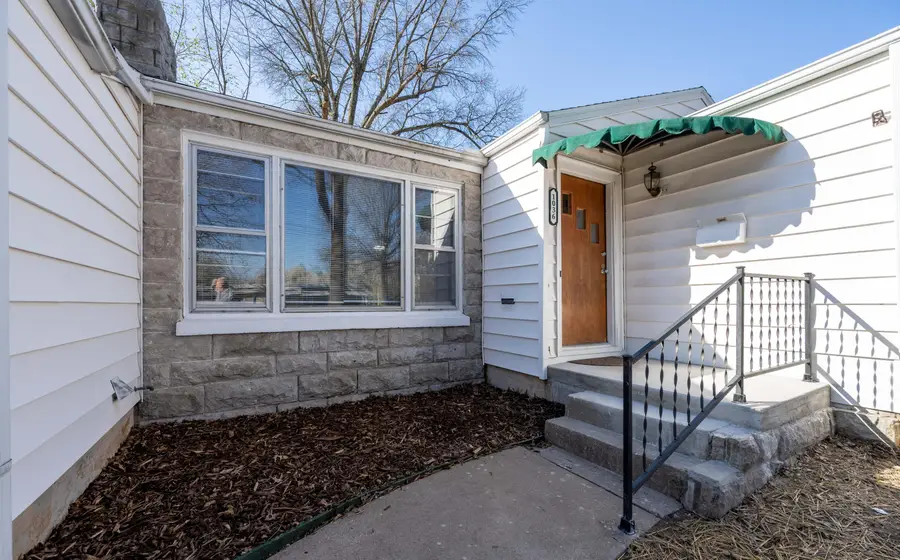 1036 E Linwood Terrace, Springfield, MO 65807 - #2