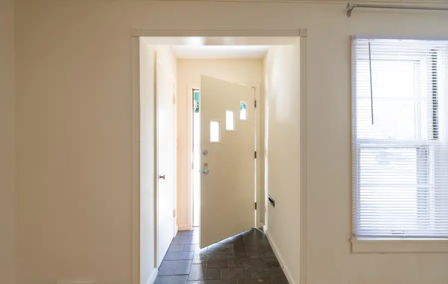 1036 E Linwood Terrace, Springfield, MO 65807 - #3