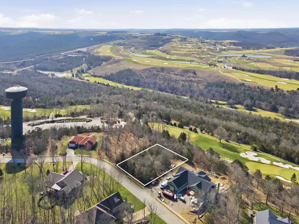 153 Windy Ridge Drive, Hollister, MO 65672