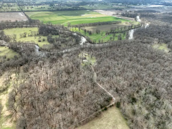 Address Withheld By Seller, Carthage, MO 64836