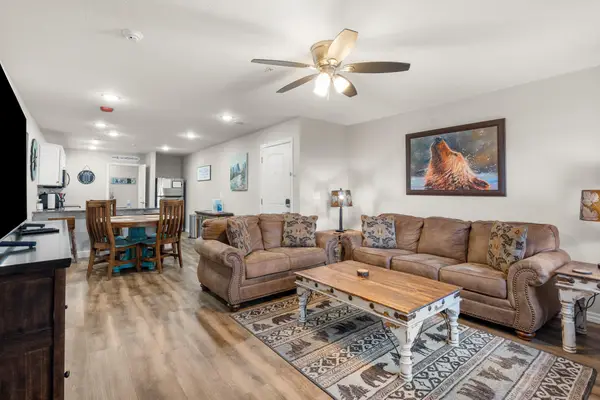 3105 S Vineyards Terrace #Unit 2, Branson, MO 65616