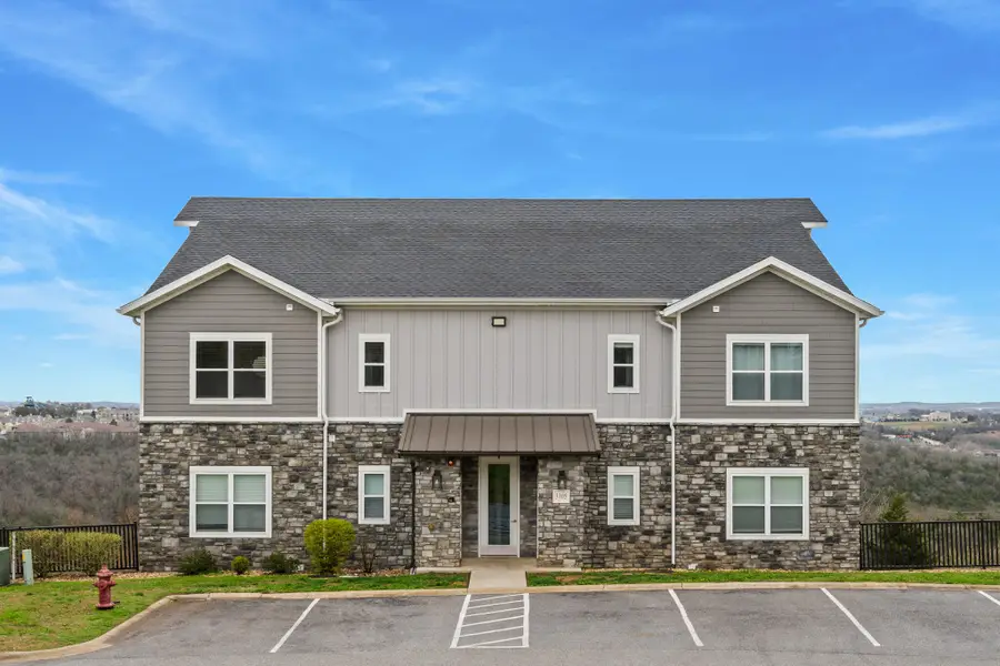 3105 S Vineyards Terrace #Unit 2, Branson, MO 65616 - #2